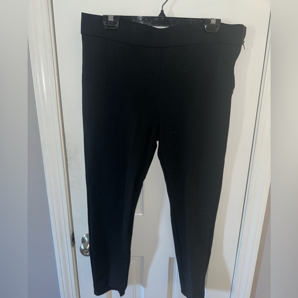 Ann Taylor Black ponte knit pants